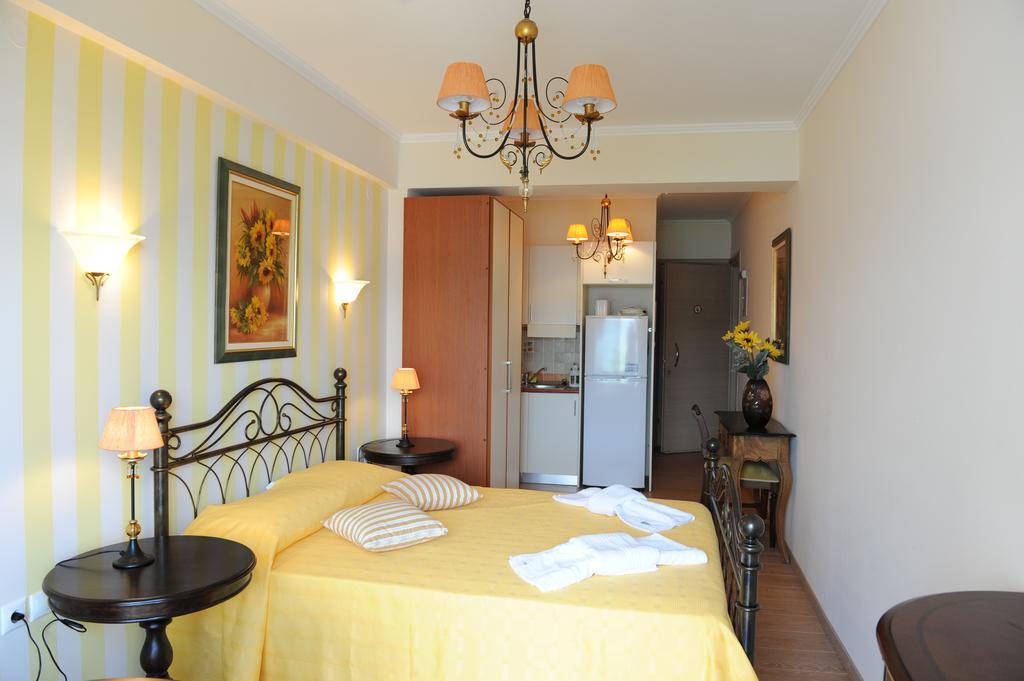 Agnadi Suites Episkopos Exterior foto