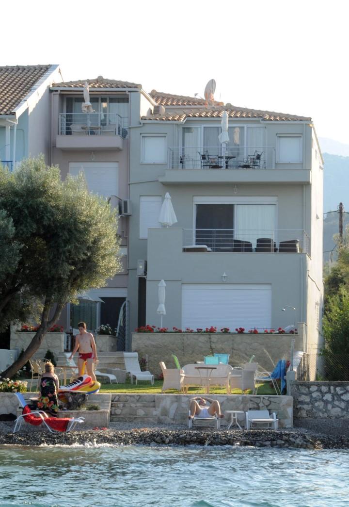 Agnadi Suites Episkopos Exterior foto